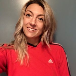 Meet your Posher, Nia